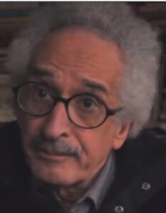 علي أبو هميلة يكتب : “صنع الله” الكتابة على دقات الحروف وصوت المذياع