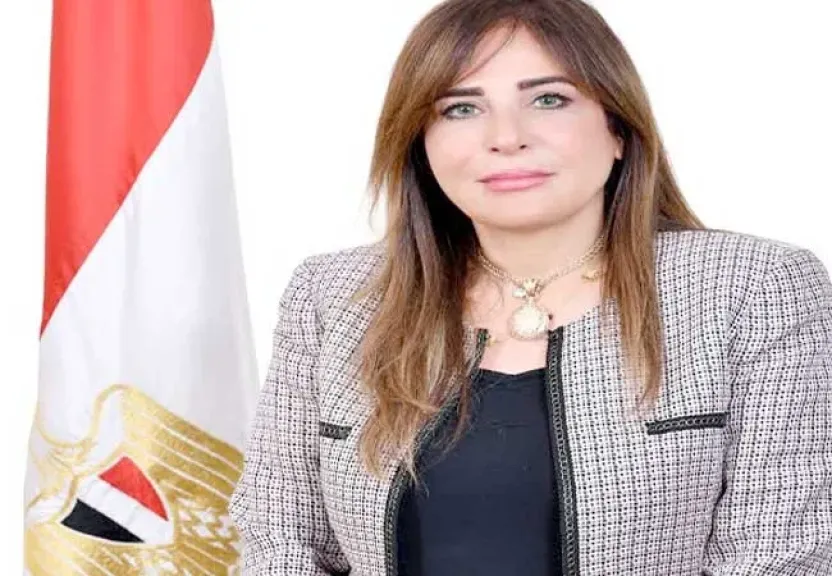 راندا المنشاوي.. شبهات فساد تلاحق وزيرة الإسكان الجديدة