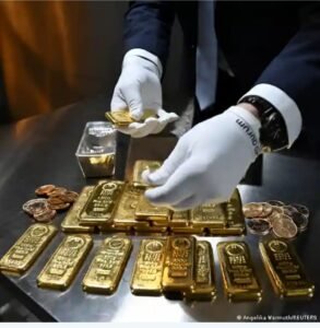 قصة “الملاذ الآمن” سر صعود الذهب والفضة؟