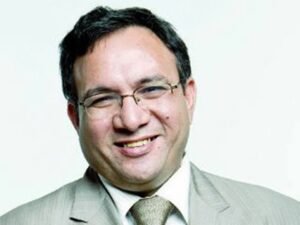 عمار علي حسن يكتب : لصوص جدد! 