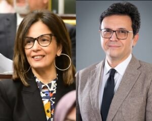 وزيرة الثقافة سرقت كتاب وادانتها المحكمة