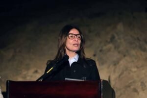 خيارات الحكومة بين الحسم والمراوغة