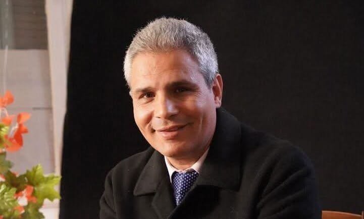 أحمد سراج مؤلف مسرحية الأرض الأخيرة 