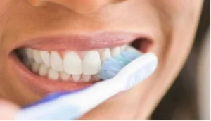 تنظيف الأسنان ٣ مرات يوميا قد يطيل العمر وفق خبراء