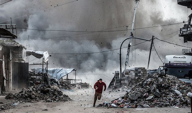 خروقات الاحتلال مستمرة في غزة. قصف ونسف منازل وإطلاق قذائف