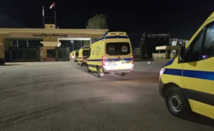 مصر تنشر آلاف الكوادر الطبية على حدود رفح