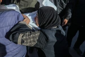 شهيدان بجباليا وخان يونس واصابات بالشجاعية