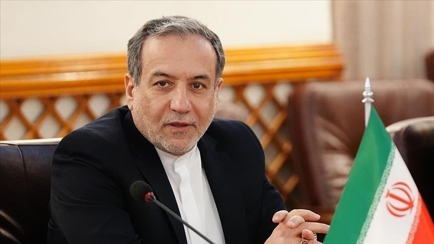 عراقجي: الرد الإيراني يستهدف القواعد الأمريكية لا دول المنطقة