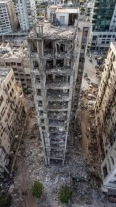 قاذفات بريطانية في الطريق لضرب طهران