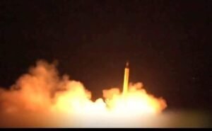 انفجارات قرب السفارة الأمريكية في قطر