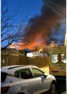 حريق حول مجمع السفارة الأمريكية في بغداد