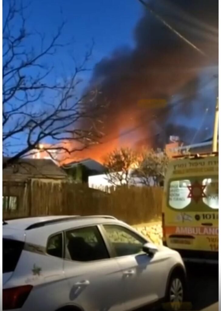 حريق حول مجمع السفارة الأمريكية في بغداد