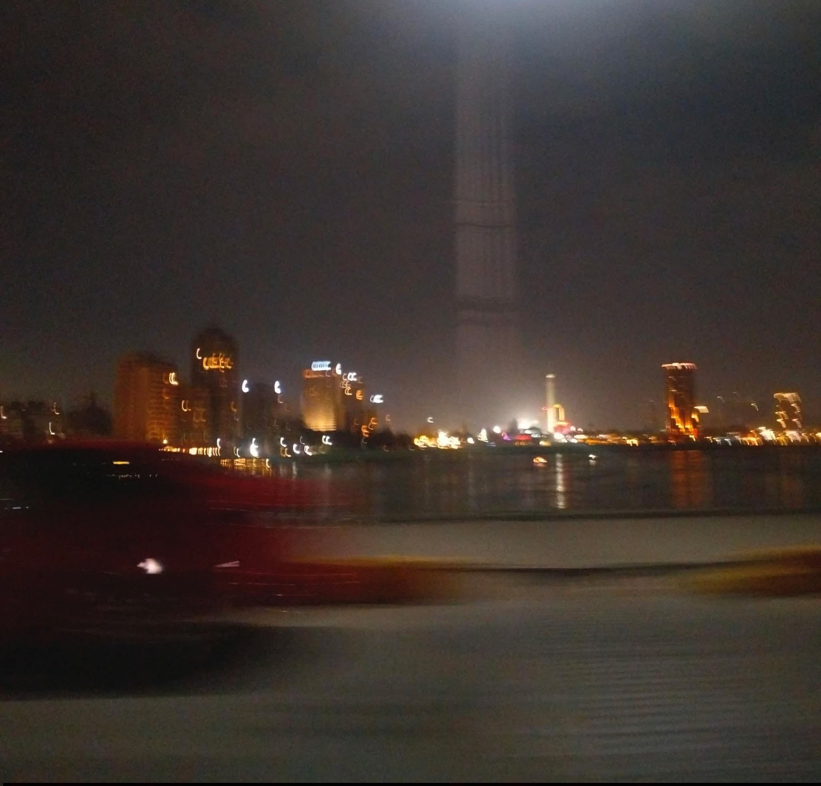 استهدافً مباشرً لأبراج تل أبيب