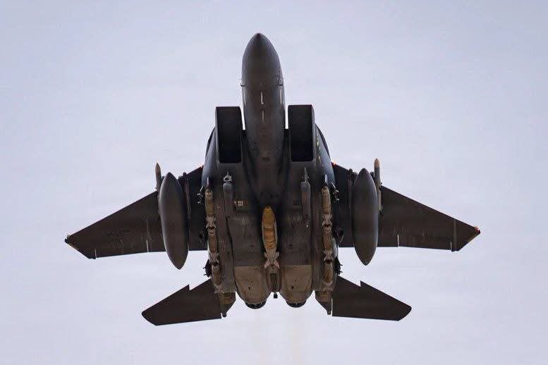 أمريكا تنقل عتاد عسكري إلى دول في الشرق الأوسط