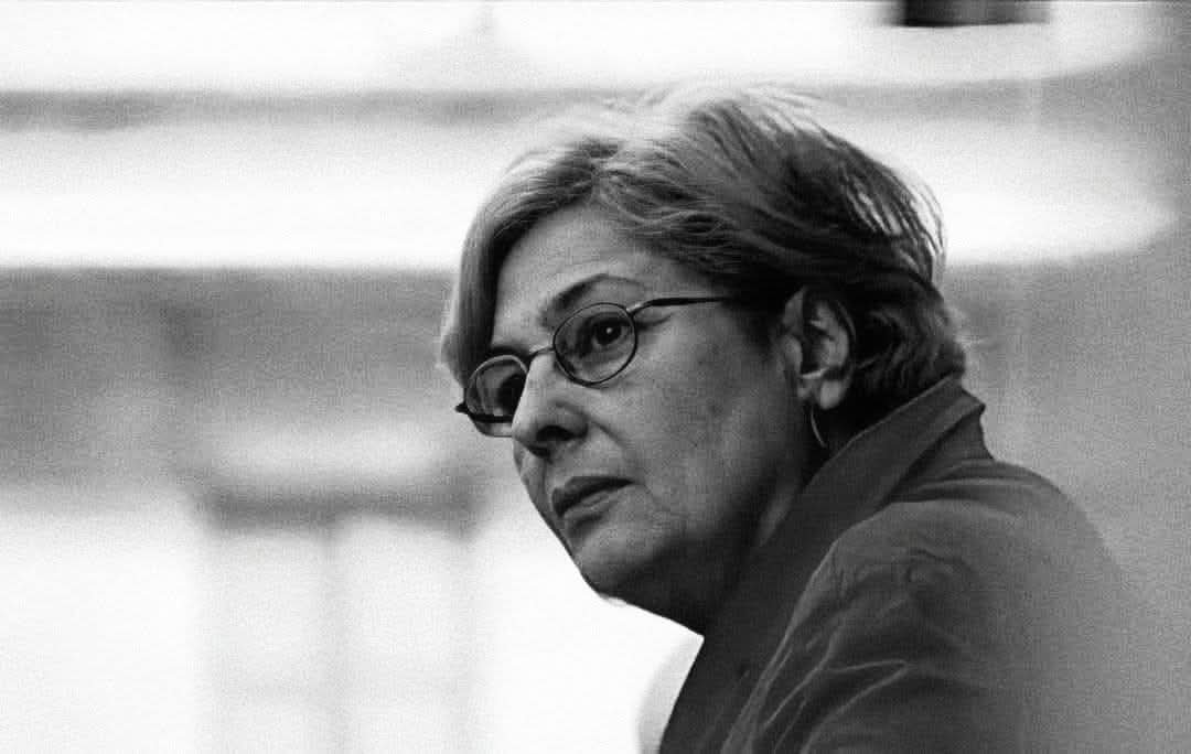 هموم الوطن أثقل يا رضوى