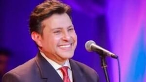 هاني شاكر: سيمفونية التوجس والشجن النبيل (سلامتك)