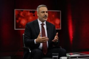 هاكان فيدان: نتنياهو يسعى لإعلان تركيا الهدف القادم