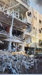 دمار واسع في تل أبيب وإصابة أماكن حساسة