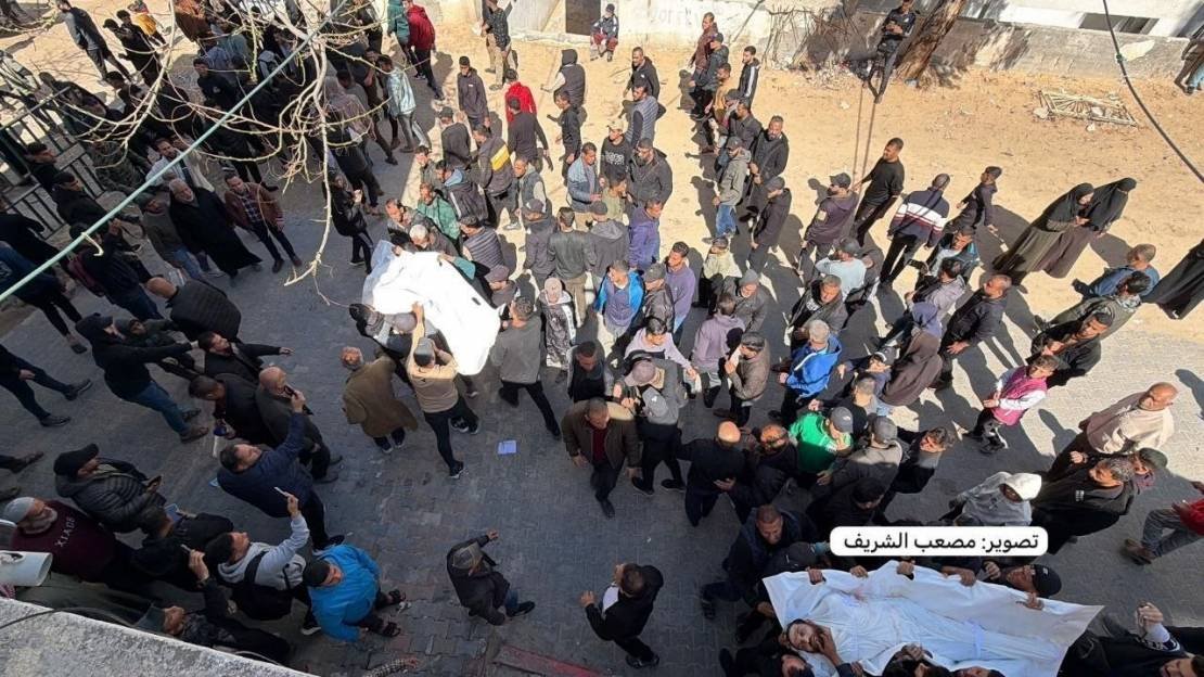 استشهاد شقيقين وإصابة آخرين بنيران جيش الاحتلال شرقي غزة