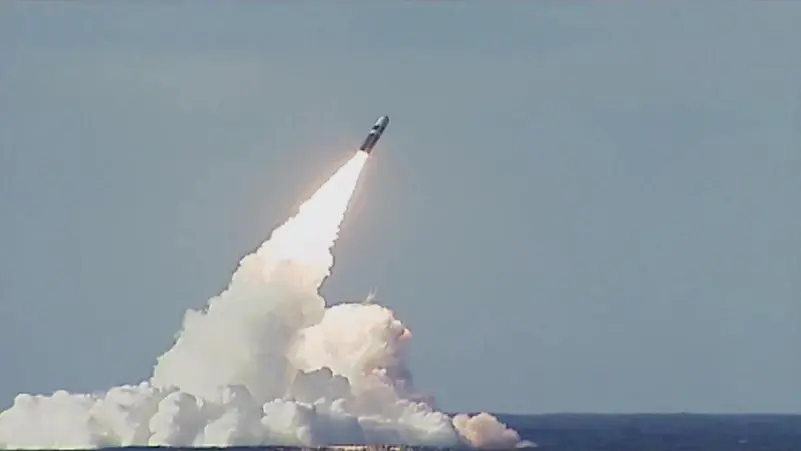 اعتقال إيراني حاول دخول قاعدة غواصات نووية بريطانية