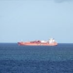 البحرية الدولية: المرافقة العسكرية للسفن عبر هرمز لن تضمن سلامتها