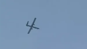 إيران تعلن إسقاط 127 مسيّرة وتدمير طائرة مسلحة فوق طهران