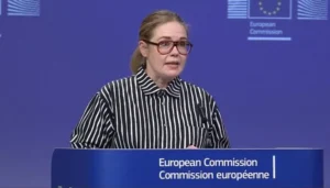 المفوضية الأوروبية: لدى الدول الأعضاء نفط يكفي 90 يوما