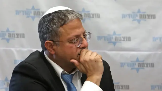 إسرائيلية تهاجم إيتمار بن غفير في عراد: أنت مسؤول عن هذا الموت