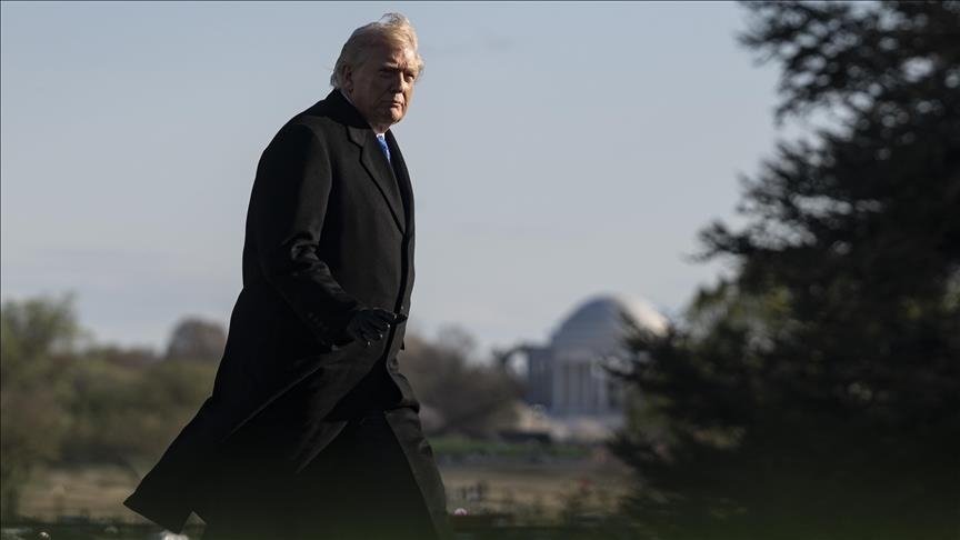 ترامب يهدد بضرب جزيرة خارك ومنشآت الطاقة في إيران