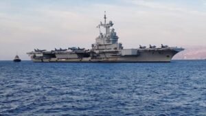 فرنسا ترسل حاملة الطائرات “شارل ديغول” إلى شرق المتوسط