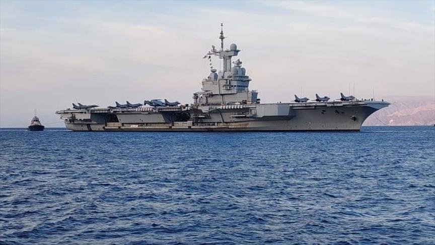 فرنسا ترسل حاملة الطائرات “شارل ديغول” إلى شرق المتوسط