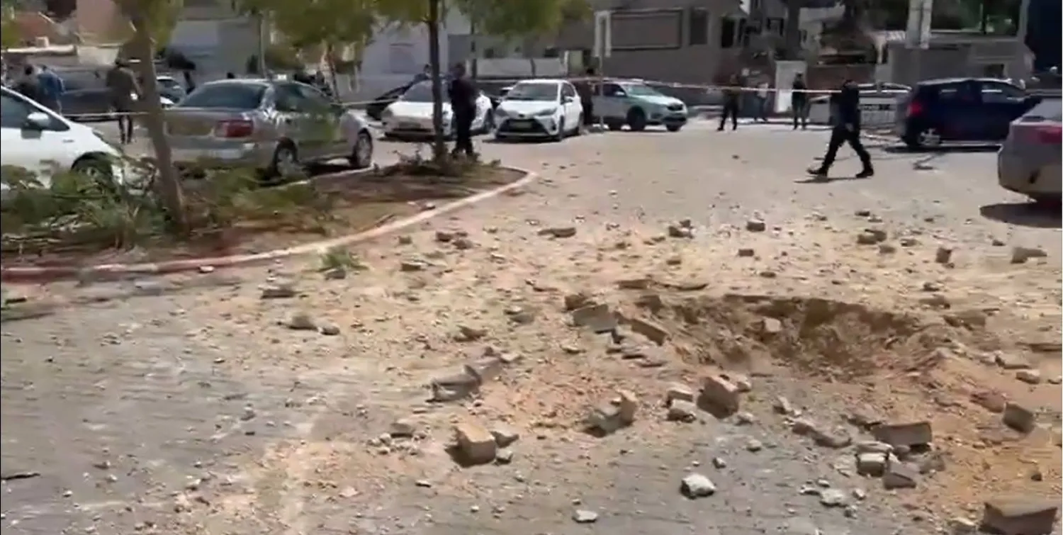 صواريخ إيرانية تستهدف وسط إسرائيل