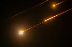 هجمات بصواريخ ومسيّرات على السفارة الأمريكية في بغداد