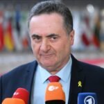 وزير الدفاع الإسرائيلي يعلن الموافقة على أهداف جديدة لضربها داخل إيران