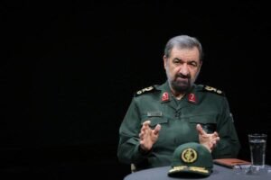 محسن رضائي: نتنياهو يدفع ترامب للانتحار