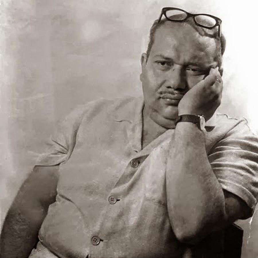 الشاعر المصري الكبير صلاح جاهين 