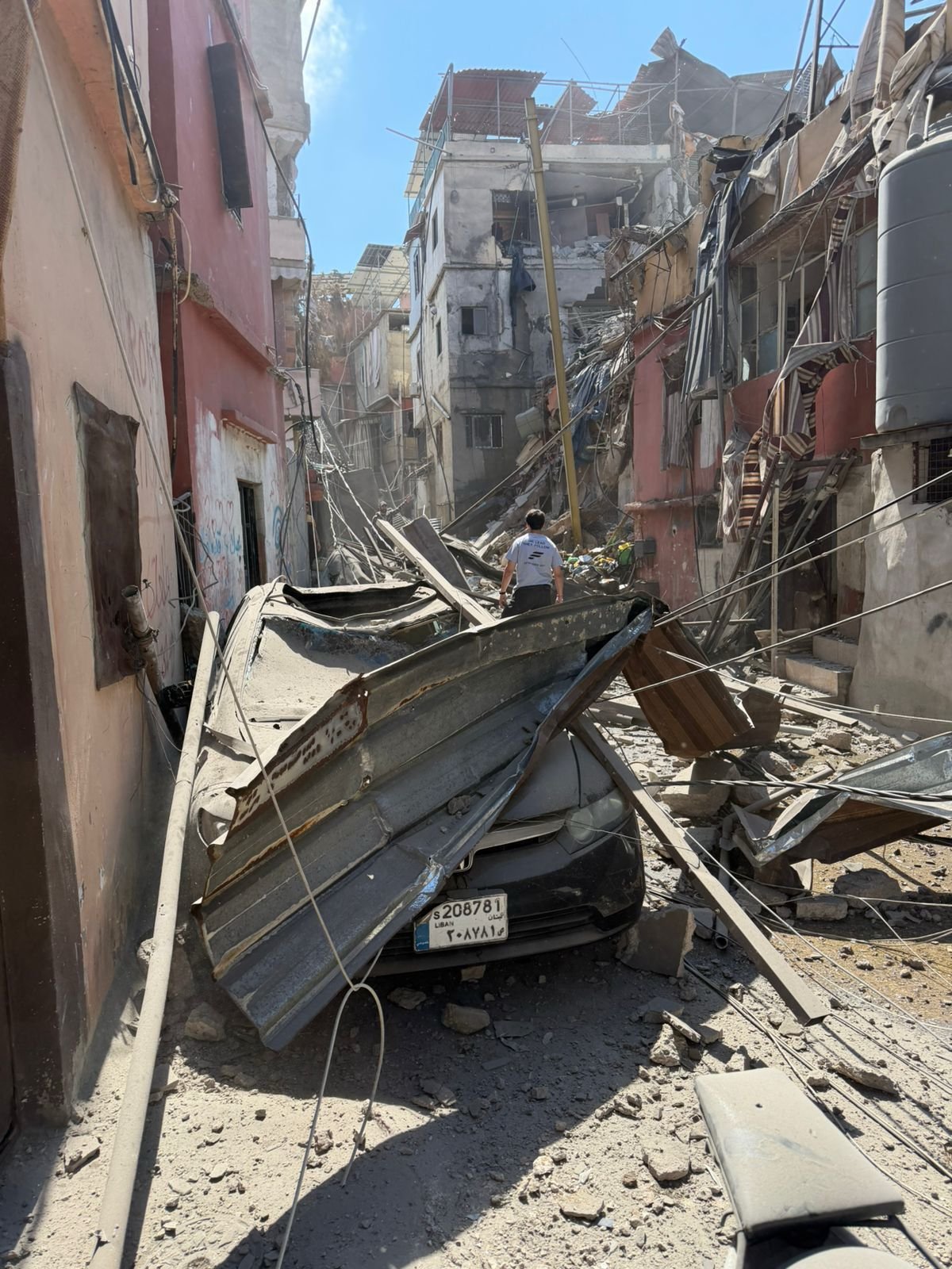 تقرير: مقتل 254 لبنانيا في غارات صهيونية