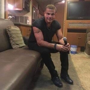 محمد  عبد القدوس يكتب: مطرب مصر الأول