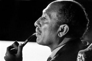 حسن مدبولي يكتب: الفارق بين عون والسادات