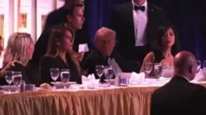 العشاء الأخير لترامب