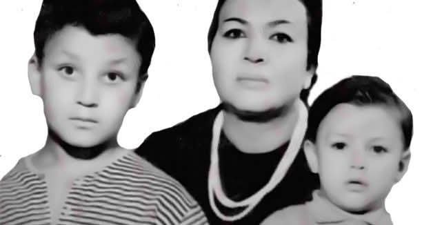 مع أمه وأخيه وحضر جنازتها وخرج من مصر رغم الأحكام القضائية 