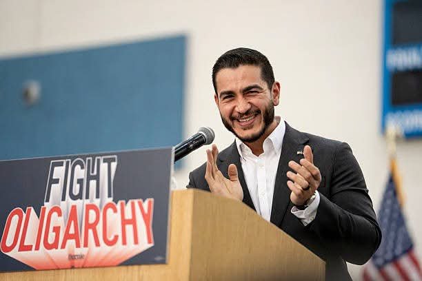 د. أيمن نور يكتب:  زلزال ميشيغان، عبد الرحمن السيد عند باب التاريخ