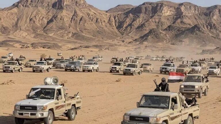 قوات الحوثيون تتقدم وتسيطر على عدة جزر