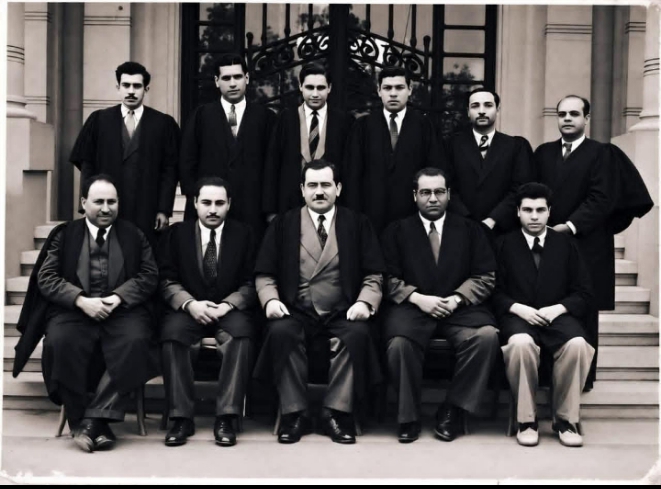 علي مصطفى مشرفة